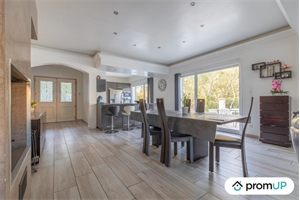 propriete à la vente -   83550  VIDAUBAN, surface 240 m2 vente propriete - UBI366859155